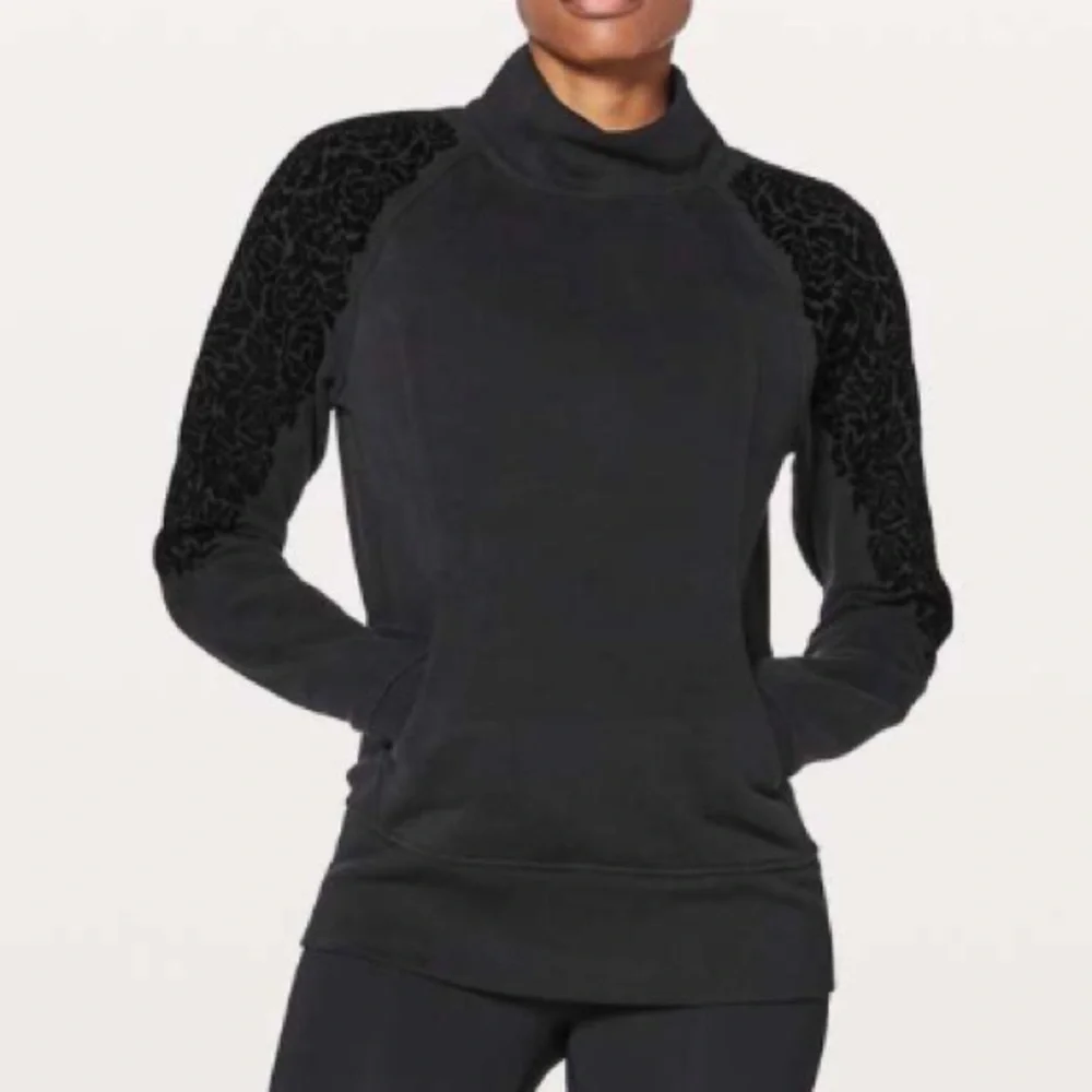 Lululemon Black Floral Flock Pullover sz 10